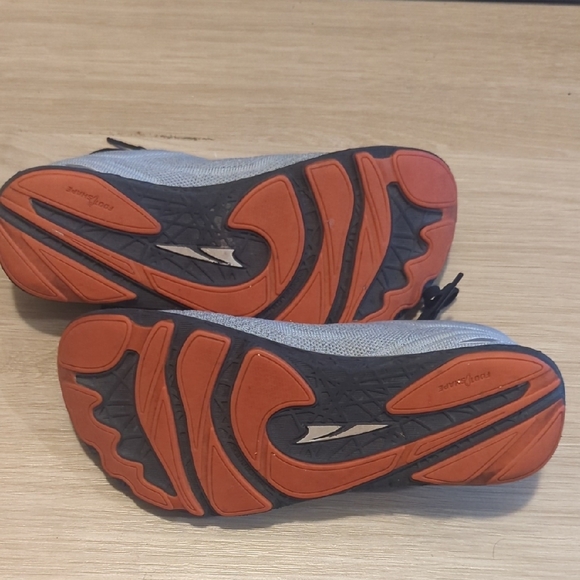 Altra Gray and Orange Athletic Shoes - Picture 4 of 6